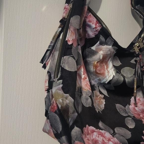 Tabitha Webb Floral Hobo Handbag Purse Shoulder Bag Soft Black Velvet Roses - Picture 4 of 8